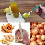 Ailes de Poulet Cuites au Four avec Pommes de Terre Épicées : Un Plat Savoureux et Facile